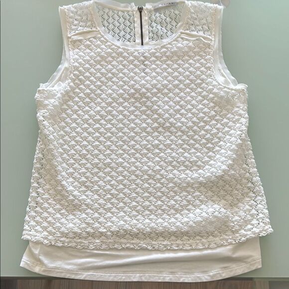 White Sleeveless Textured Top knit on top t-shirt inside cotton/polyester white - Picture 2 of 5